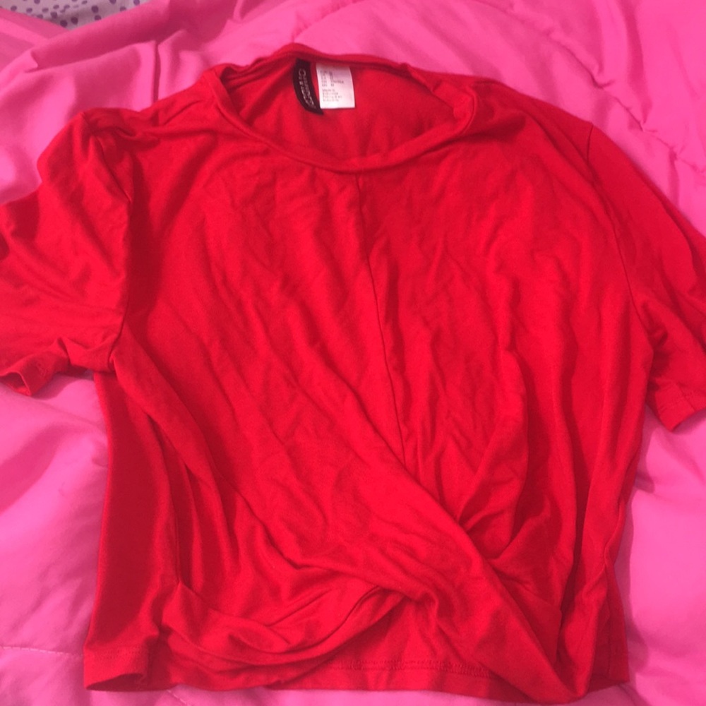 a red crop top, very soft! ❤️